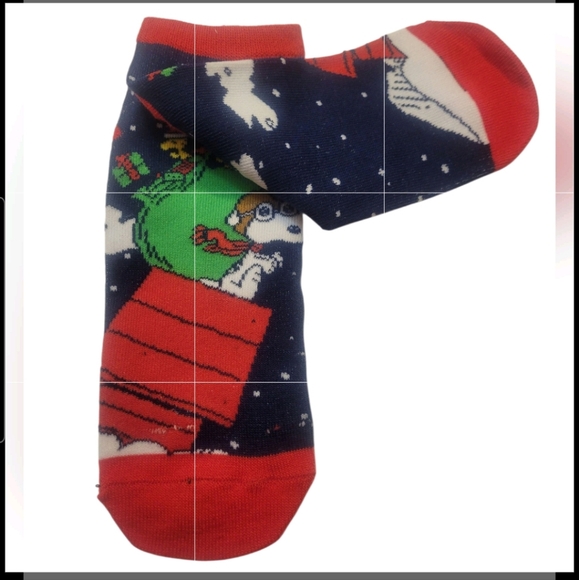 Holiday🌲Snoopy Socks🌲🤶 2 Pair Ankles 2 Pair Footies‼️ - Picture 7 of 9